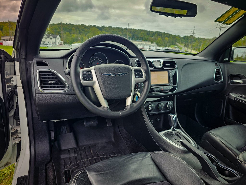 2011 Chrysler 200 S