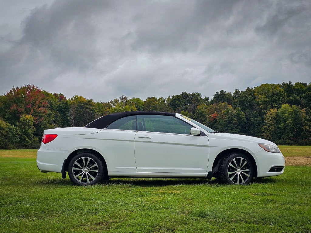 2011 Chrysler 200 S