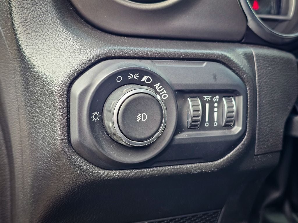 2022 Jeep Wrangler Willys 4x4