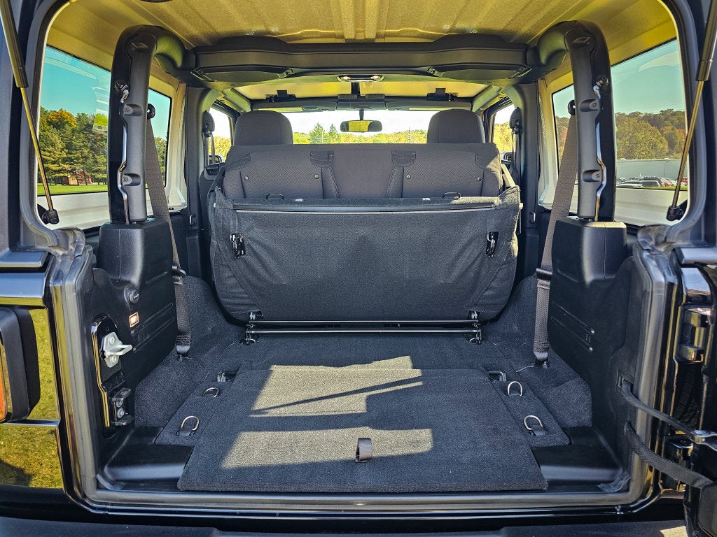 2022 Jeep Wrangler Sport S 4x4