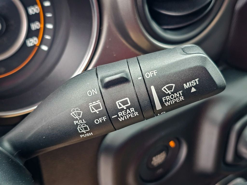 2022 Jeep Wrangler Willys 4x4