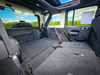 2022 Jeep Wrangler Unlimited Willys 4x4