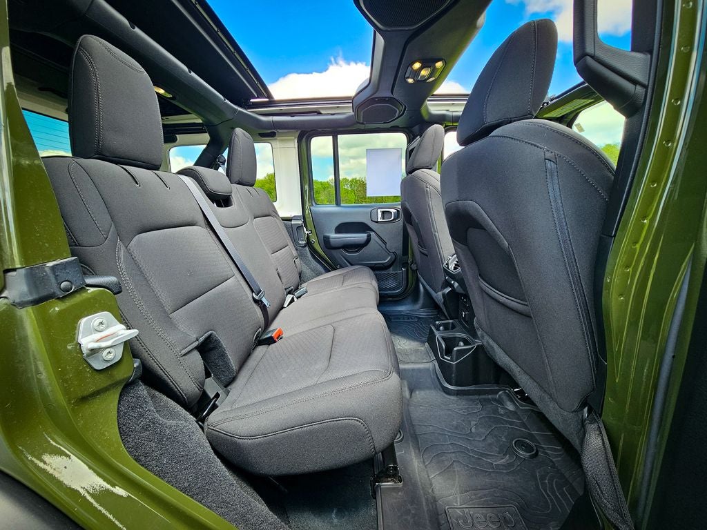 2022 Jeep Wrangler Unlimited Willys 4x4