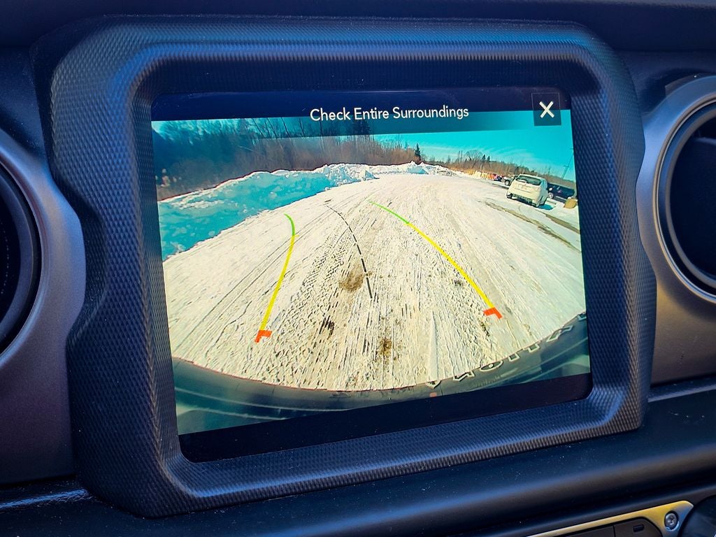 2022 Jeep Wrangler Unlimited Willys 4x4