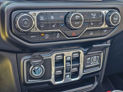 2021 Jeep Wrangler Unlimited Sahara Altitude 4x4
