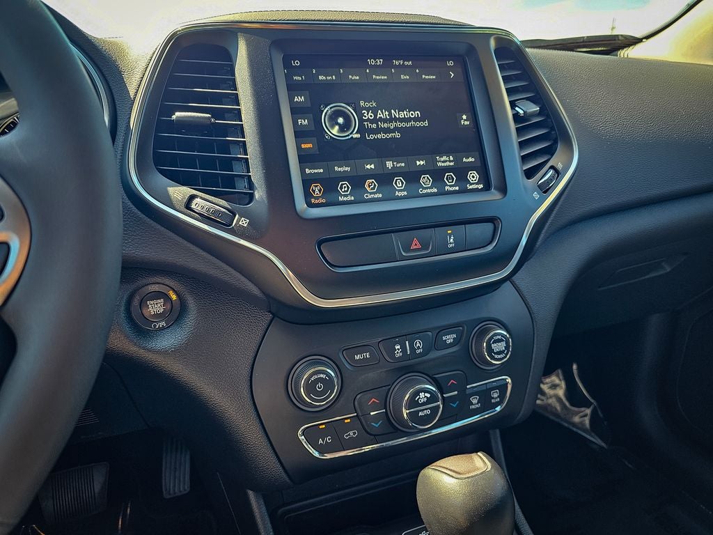 2022 Jeep Cherokee Latitude Lux 4x4