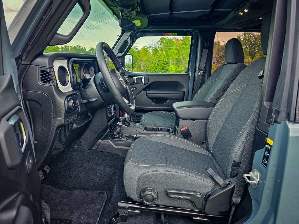 2025 Jeep Wrangler 2-Door Sport 4x4