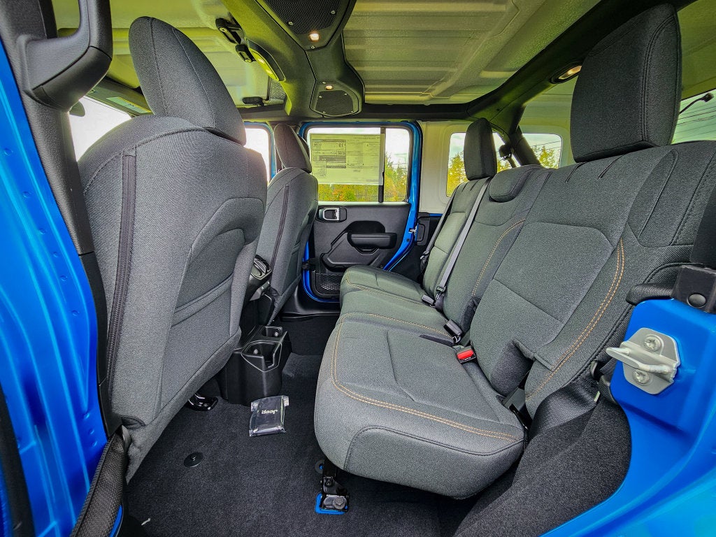 2027 Jeep Wrangler WRANGLER 4-DOOR SPORT S