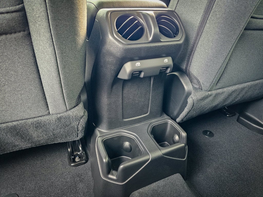 2027 Jeep Wrangler WRANGLER 4-DOOR SPORT S