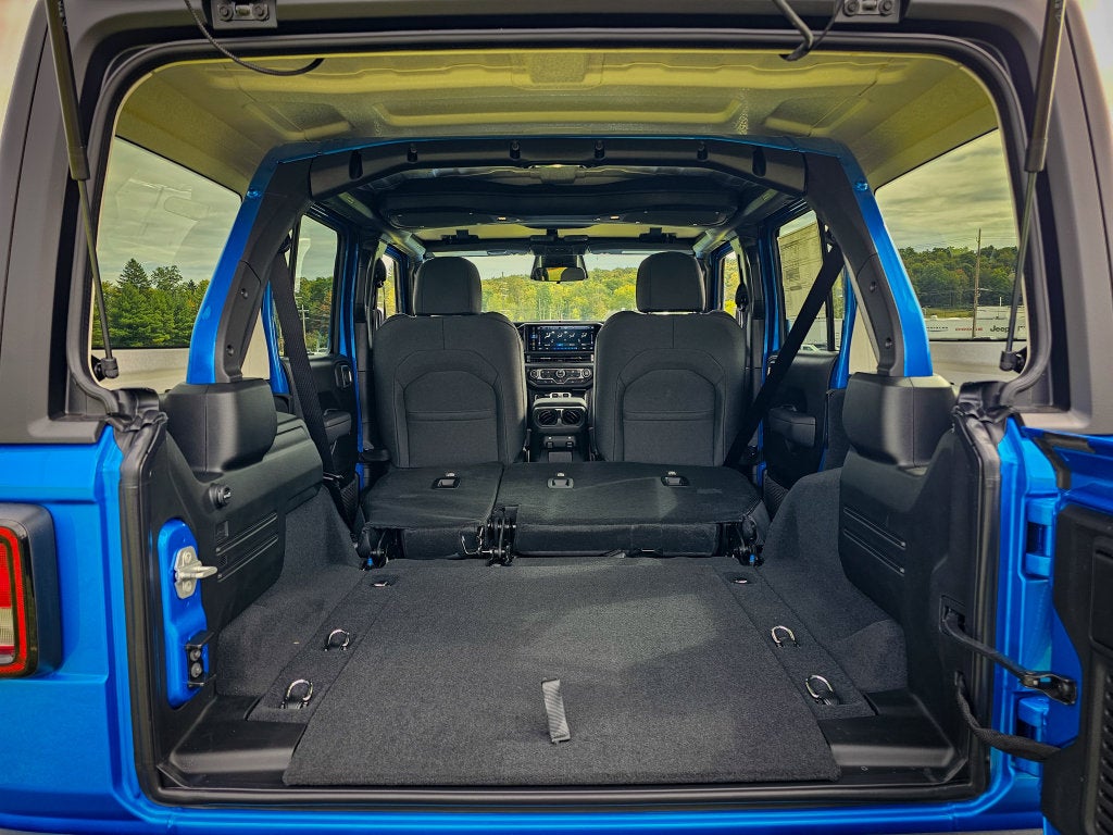2027 Jeep Wrangler WRANGLER 4-DOOR SPORT S