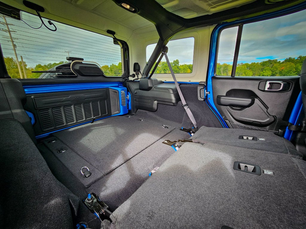 2027 Jeep Wrangler WRANGLER 4-DOOR SPORT S