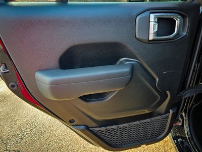 2025 Jeep Wrangler 4-Door Summit 4x4