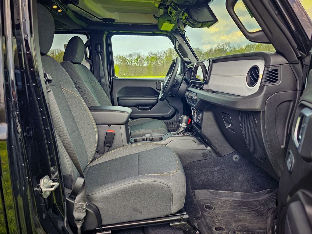 2025 Jeep Wrangler 4-Door Summit 4x4