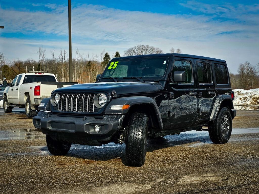 2025 Jeep Wrangler 4-Door Summit 4x4