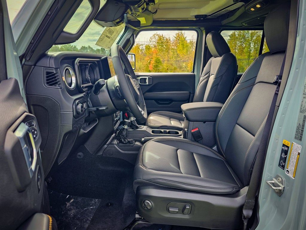 2027 Jeep Wrangler WRANGLER 4-DOOR SAHARA