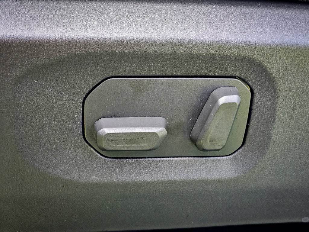 2027 Jeep Wrangler WRANGLER 4-DOOR SAHARA