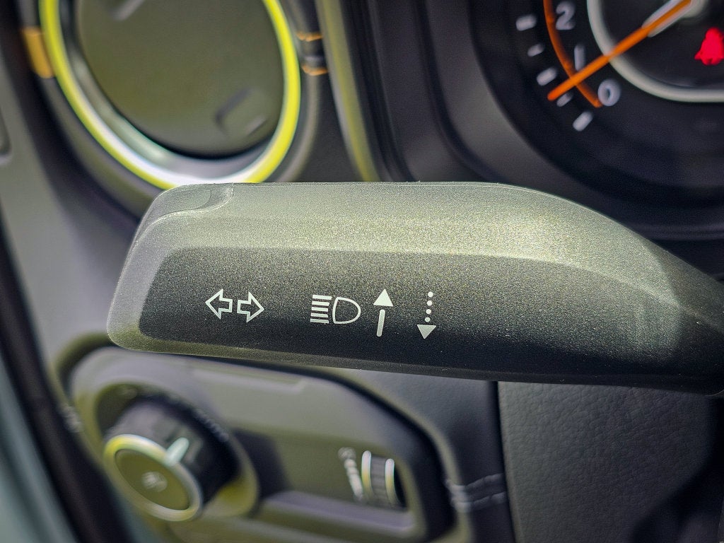 2027 Jeep Wrangler WRANGLER 4-DOOR SAHARA