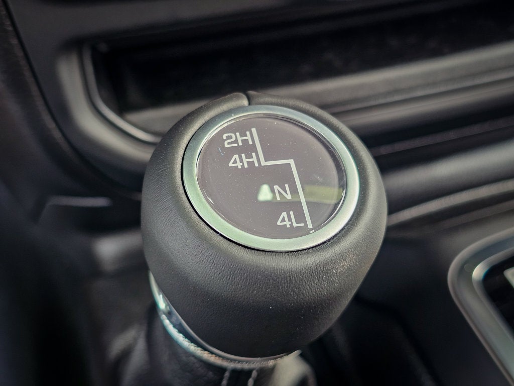 2027 Jeep Wrangler WRANGLER 4-DOOR SAHARA