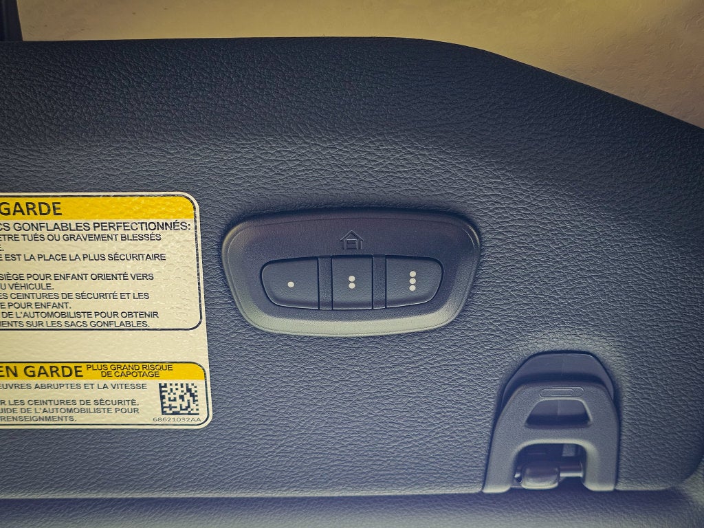 2027 Jeep Wrangler WRANGLER 4-DOOR SAHARA