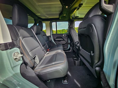 2027 Jeep Wrangler WRANGLER 4-DOOR SAHARA