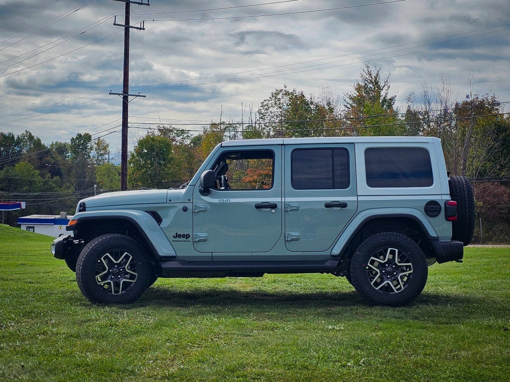 2027 Jeep Wrangler WRANGLER 4-DOOR SAHARA