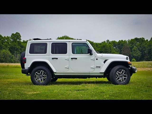 2025 Jeep Wrangler WRANGLER 4-DOOR SAHARA