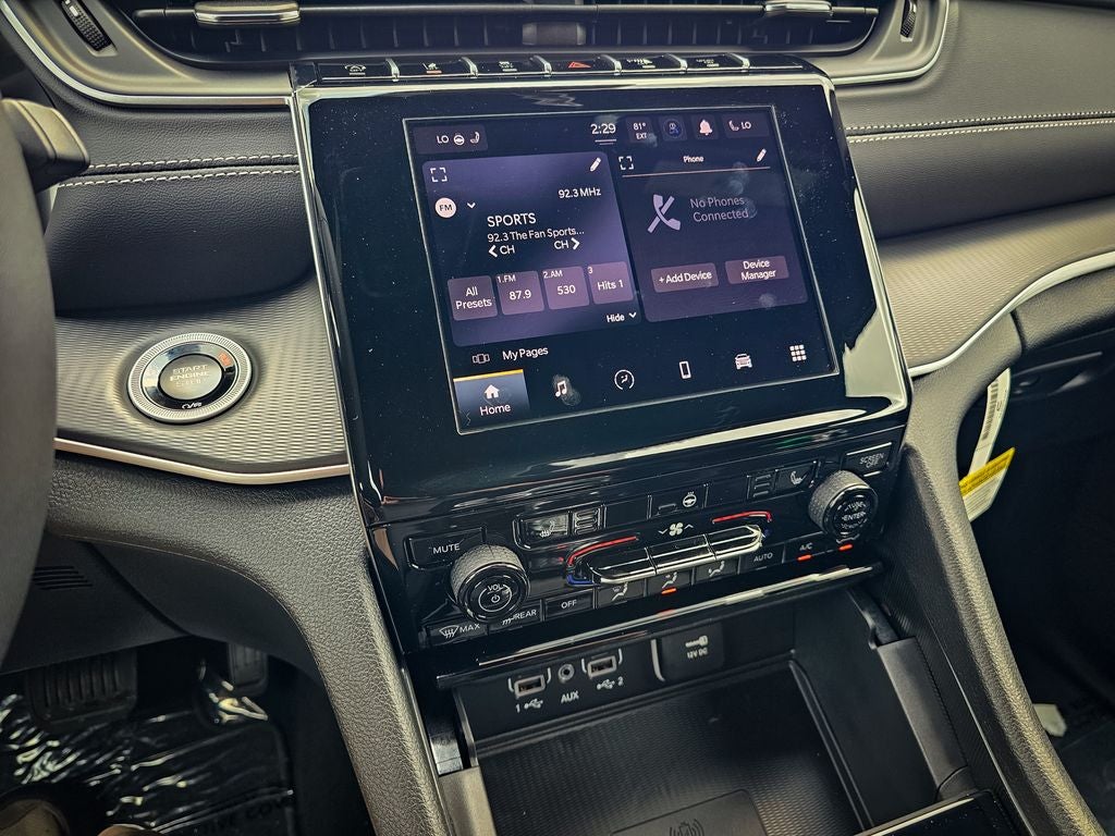 2026 Jeep Grand Cherokee GRAND CHEROKEE LAREDO X 4X4