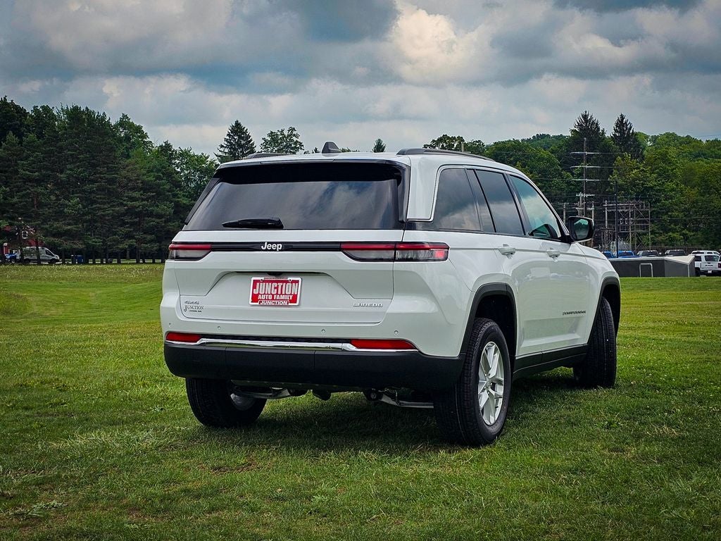 2026 Jeep Grand Cherokee GRAND CHEROKEE LAREDO X 4X4