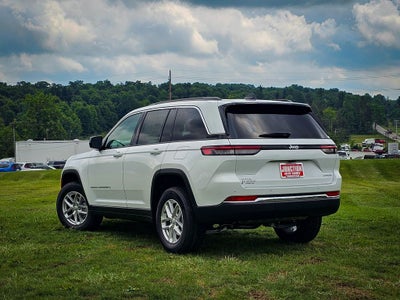 2026 Jeep Grand Cherokee GRAND CHEROKEE LAREDO X 4X4
