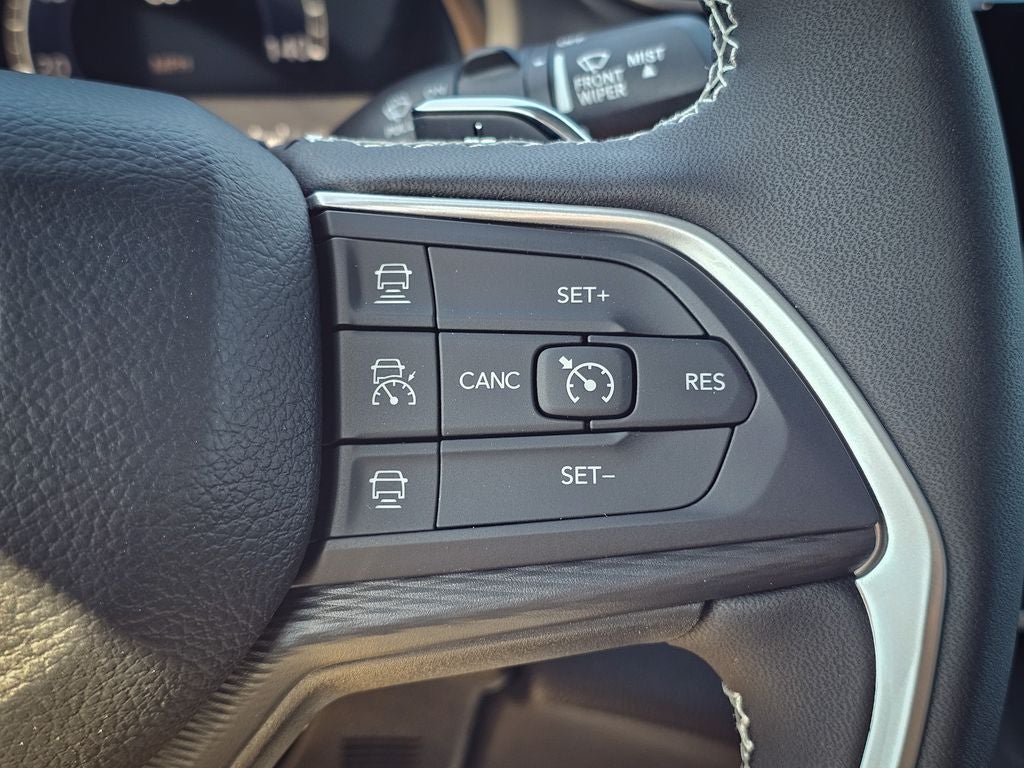 2026 Jeep Grand Cherokee GRAND CHEROKEE LAREDO X 4X4