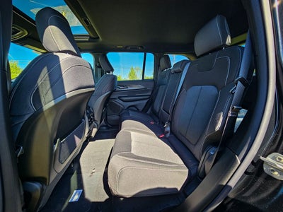 2026 Jeep Grand Cherokee GRAND CHEROKEE LAREDO X 4X4