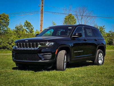 2026 Jeep Grand Cherokee GRAND CHEROKEE LAREDO X 4X4