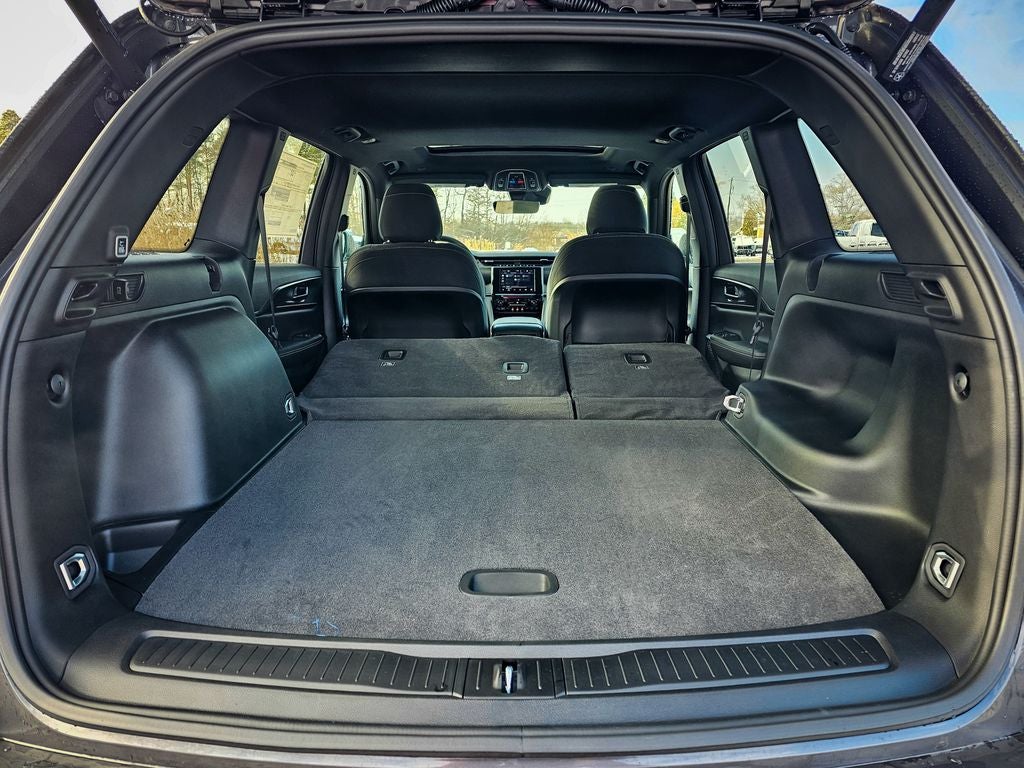 2025 Jeep Grand Cherokee GRAND CHEROKEE LAREDO X 4X4