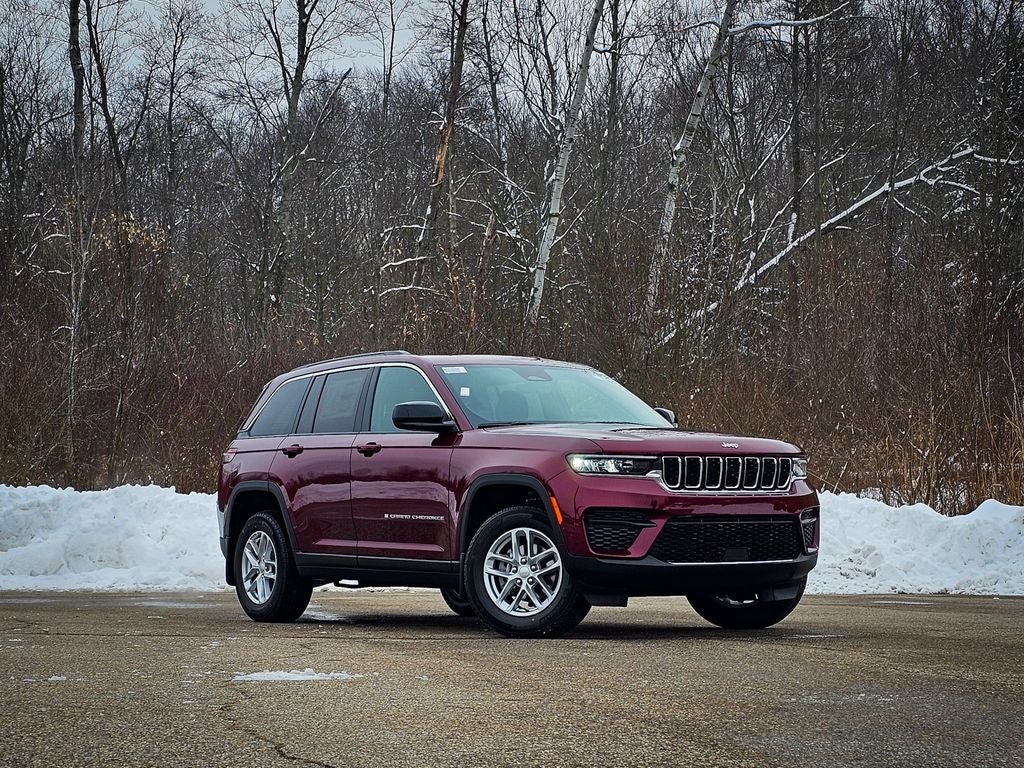 2025 Jeep Grand Cherokee GRAND CHEROKEE LAREDO X 4X4