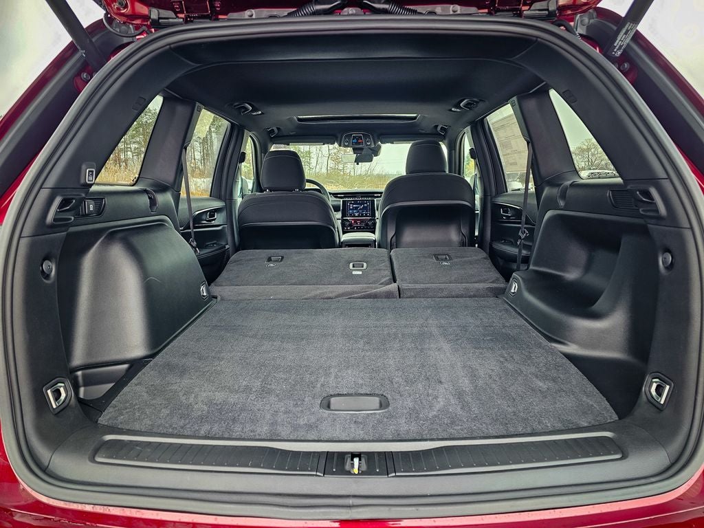 2025 Jeep Grand Cherokee GRAND CHEROKEE LAREDO X 4X4