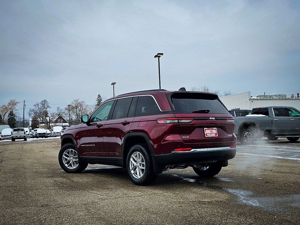 2025 Jeep Grand Cherokee GRAND CHEROKEE LAREDO X 4X4