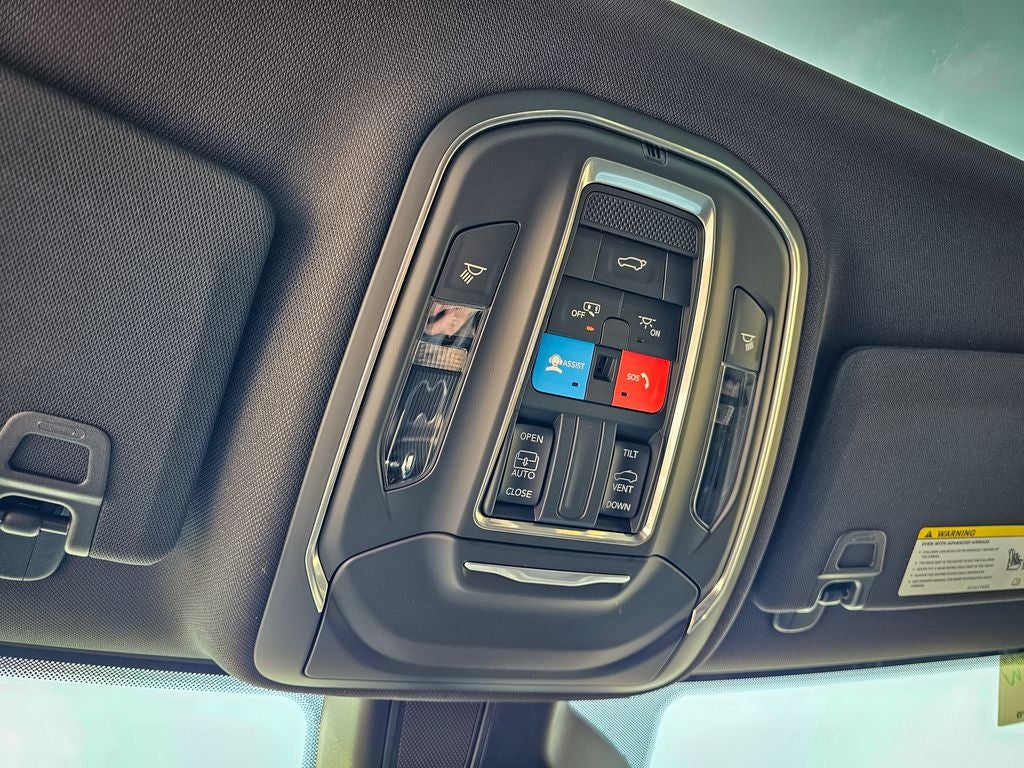 2026 Jeep Grand Cherokee GRAND CHEROKEE LAREDO ALTITUDE 4X4