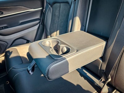 2026 Jeep Grand Cherokee GRAND CHEROKEE LAREDO ALTITUDE 4X4