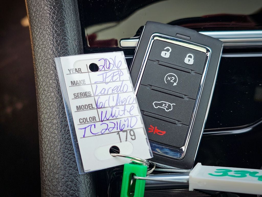 2026 Jeep Grand Cherokee GRAND CHEROKEE LAREDO ALTITUDE 4X4