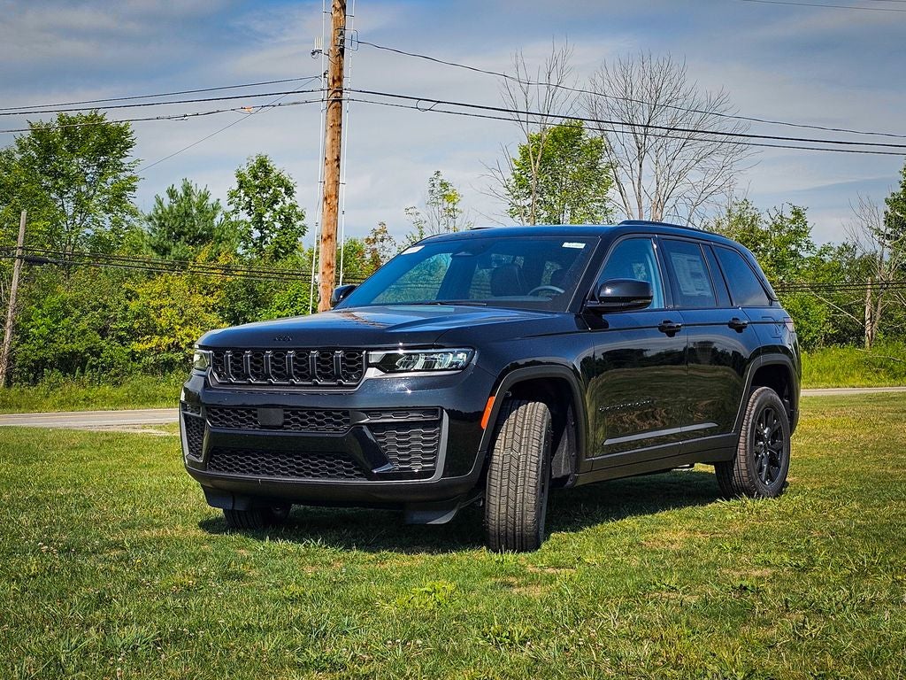 2026 Jeep Grand Cherokee GRAND CHEROKEE LAREDO ALTITUDE 4X4
