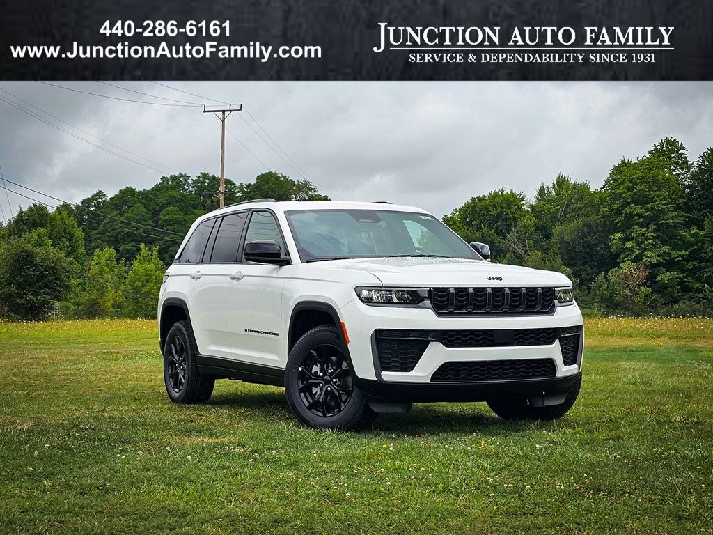 2026 Jeep Grand Cherokee GRAND CHEROKEE LAREDO ALTITUDE 4X4