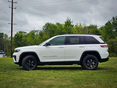 2026 Jeep Grand Cherokee GRAND CHEROKEE LAREDO ALTITUDE 4X4