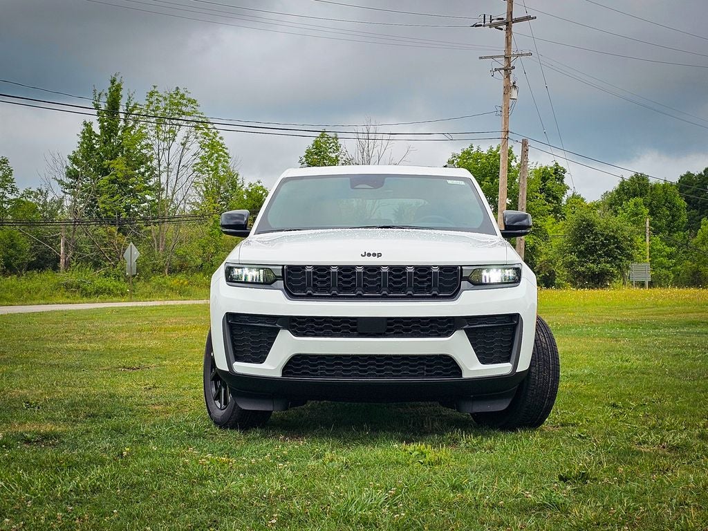 2026 Jeep Grand Cherokee GRAND CHEROKEE LAREDO ALTITUDE 4X4