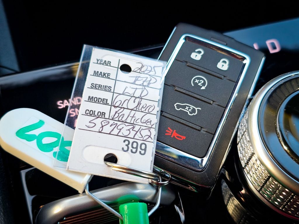 2025 Jeep Grand Cherokee GRAND CHEROKEE LIMITED 4X4