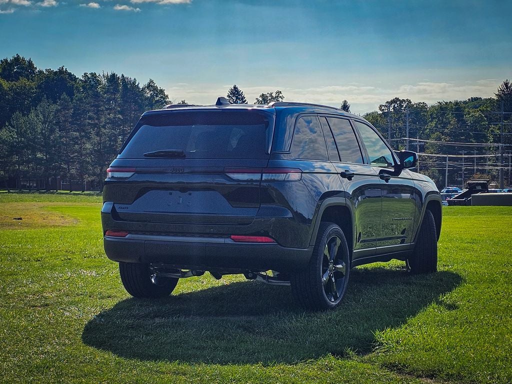 2027 Jeep Grand Cherokee Limited