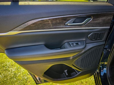 2027 Jeep Grand Cherokee Limited