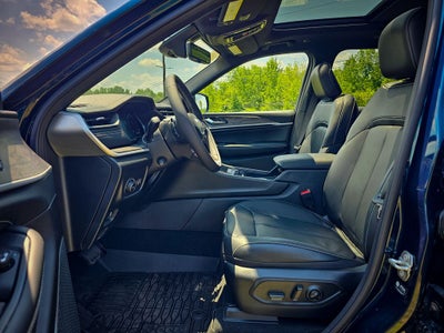2026 Jeep Grand Cherokee GRAND CHEROKEE LIMITED RESERVE 4X4