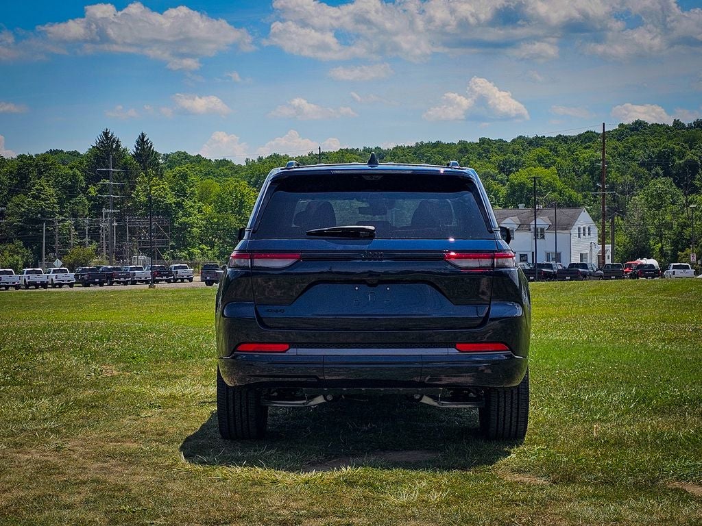 2026 Jeep Grand Cherokee GRAND CHEROKEE LIMITED RESERVE 4X4