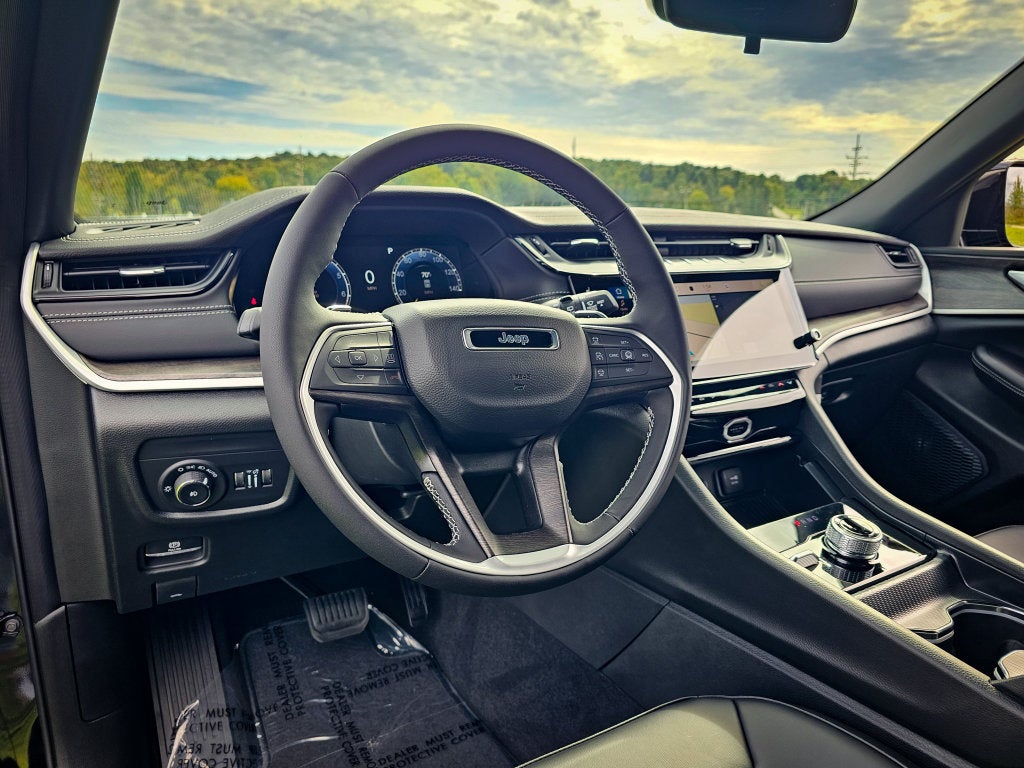 2027 Jeep Grand Cherokee GRAND CHEROKEE LIMITED 4X4