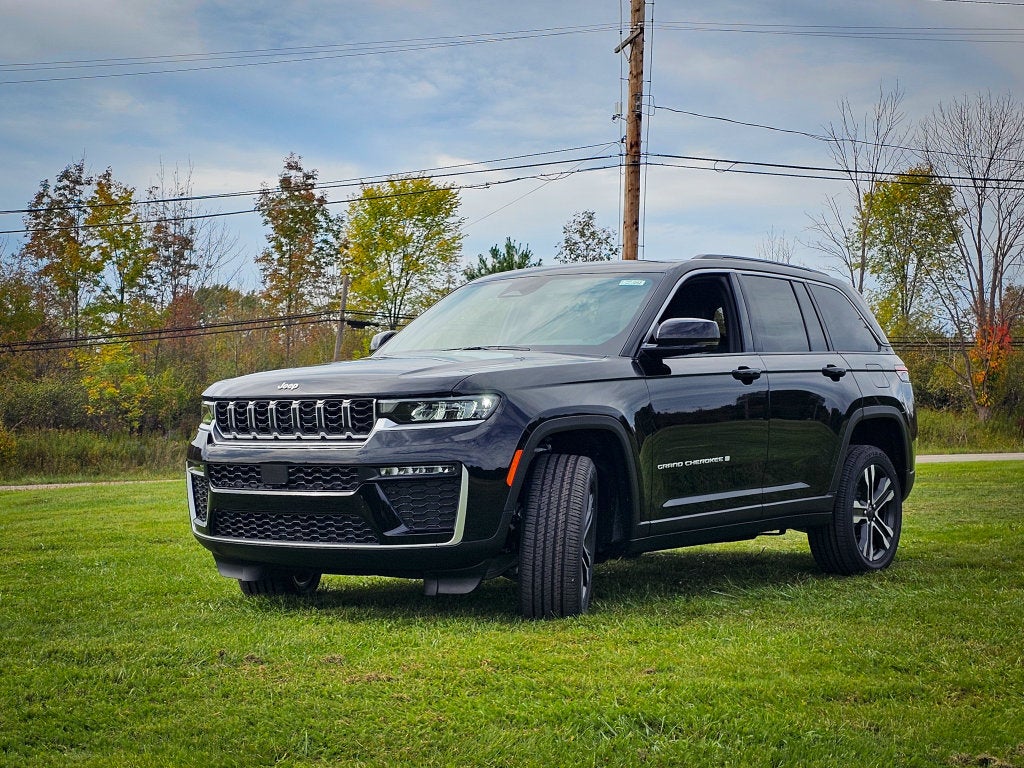 2027 Jeep Grand Cherokee GRAND CHEROKEE LIMITED 4X4